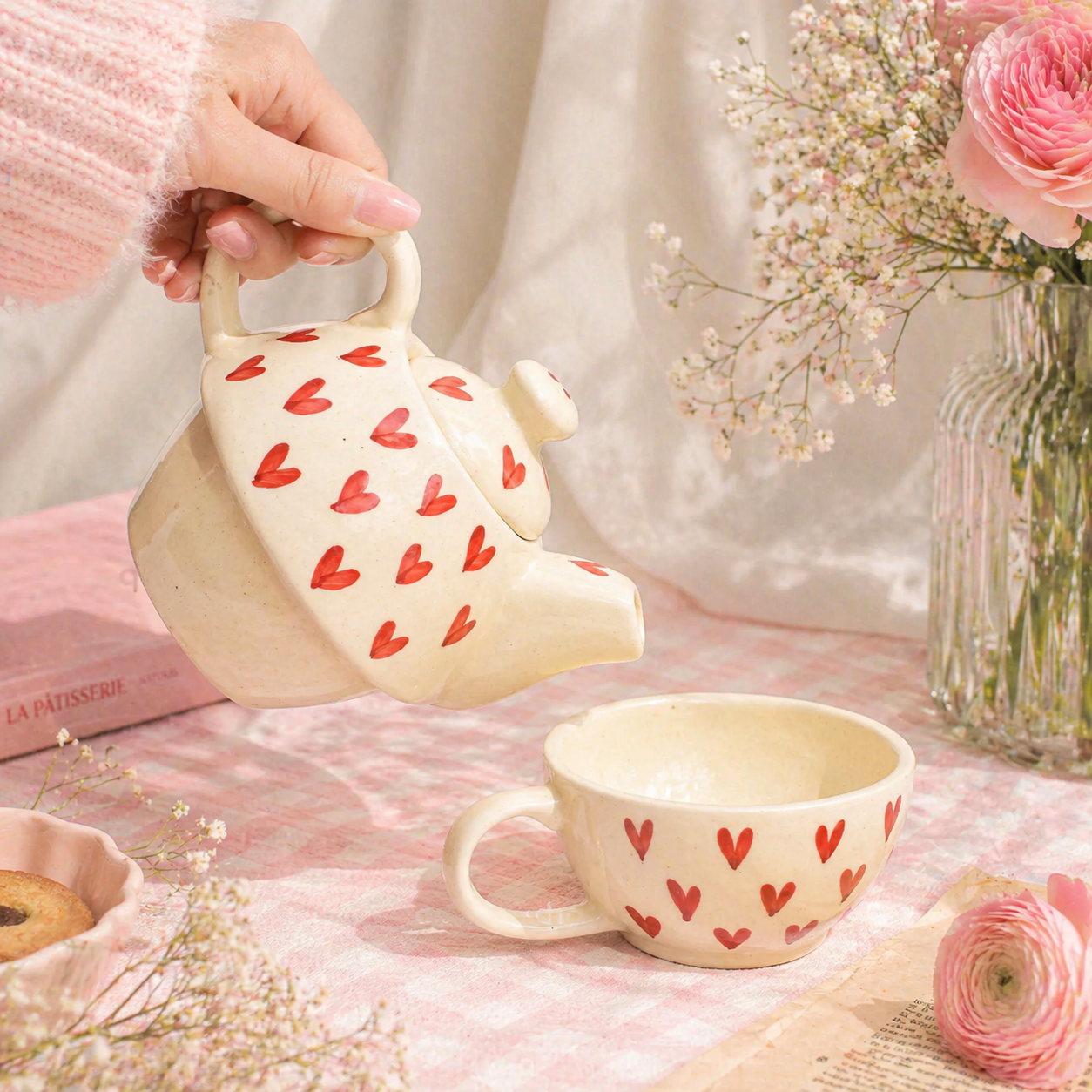 Sweetheart Sip Teapot Set