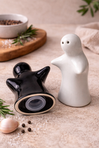 Hugging Ghost Salt & Pepper Set