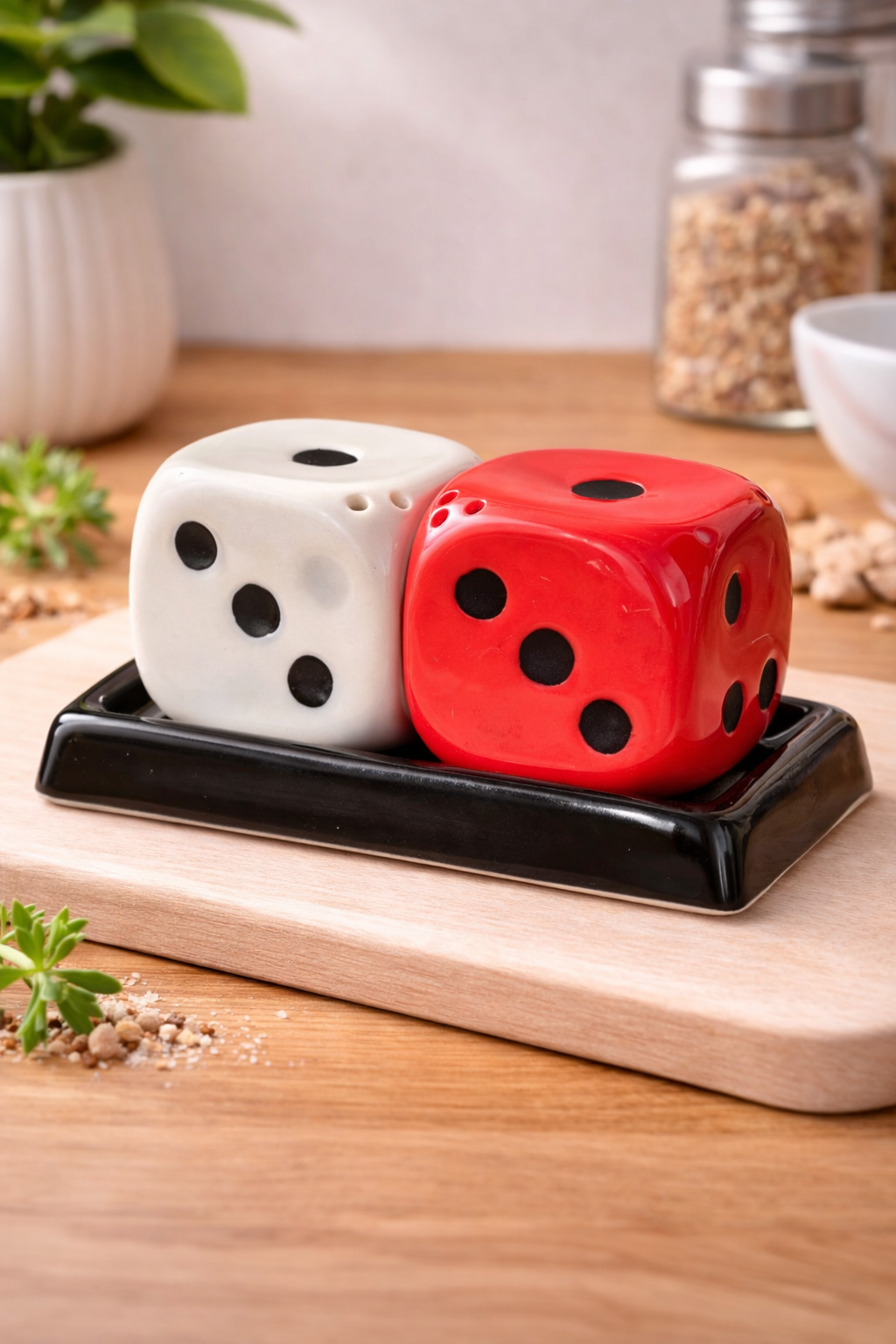 Lucky Dice Salt & Pepper Set