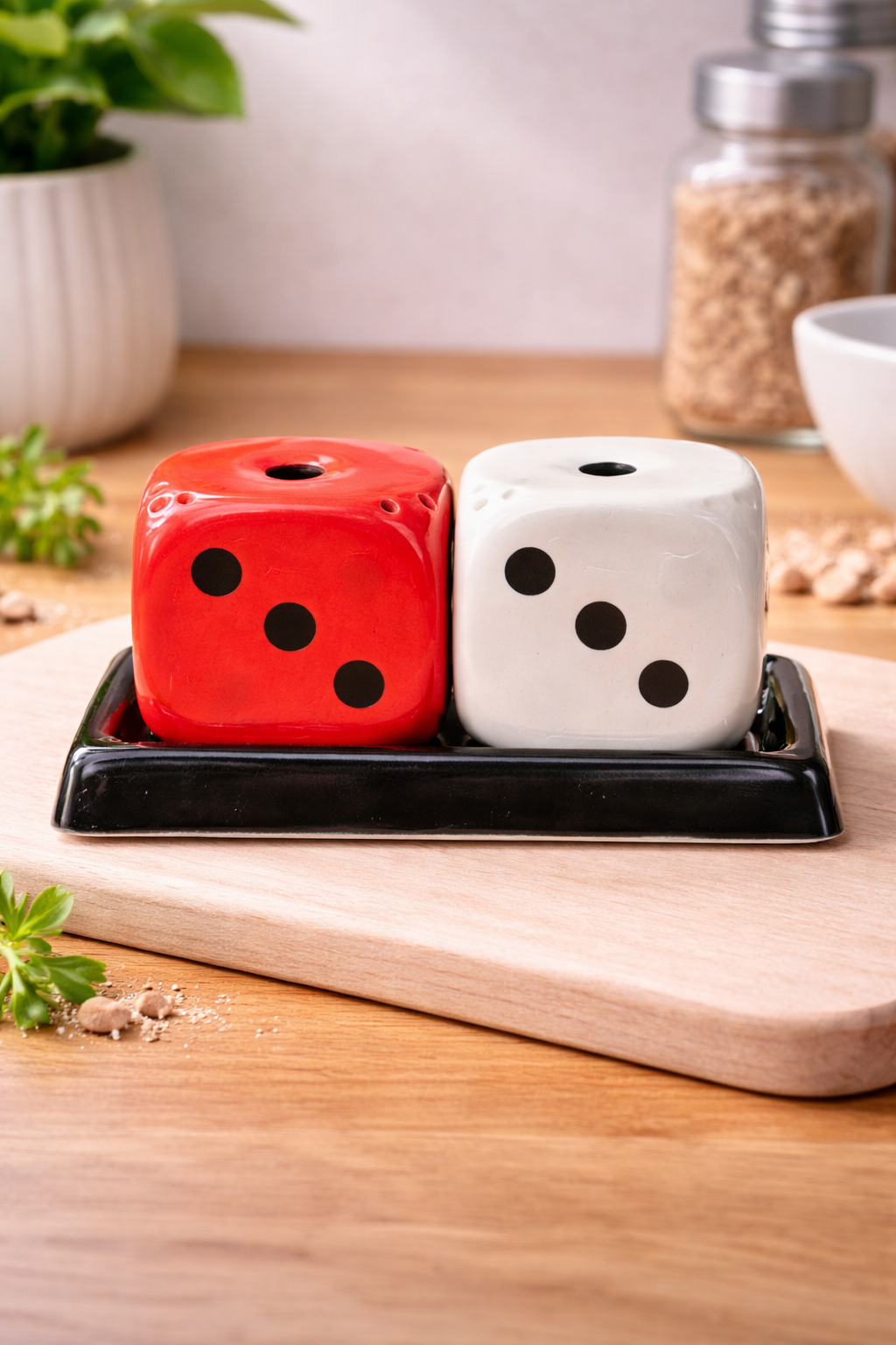 Lucky Dice Salt & Pepper Set