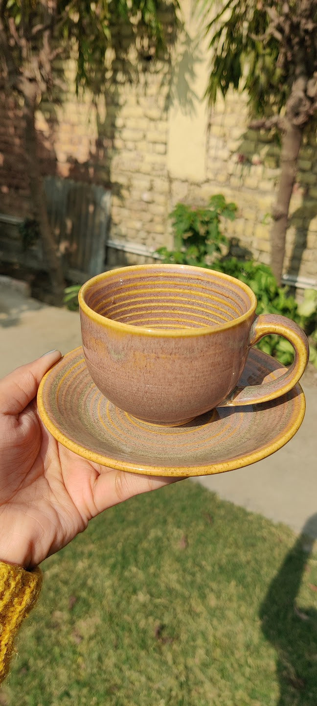 Honey Vintage Cup Set
