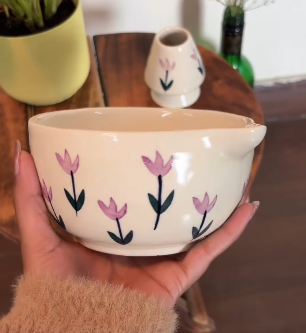 Lily Loop Bowl