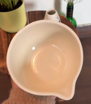 Lily Loop Bowl