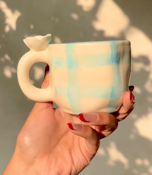 Blue Petal Pour Cup