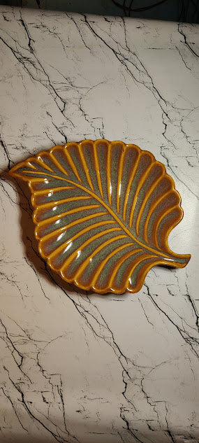 Red Leaf Tray